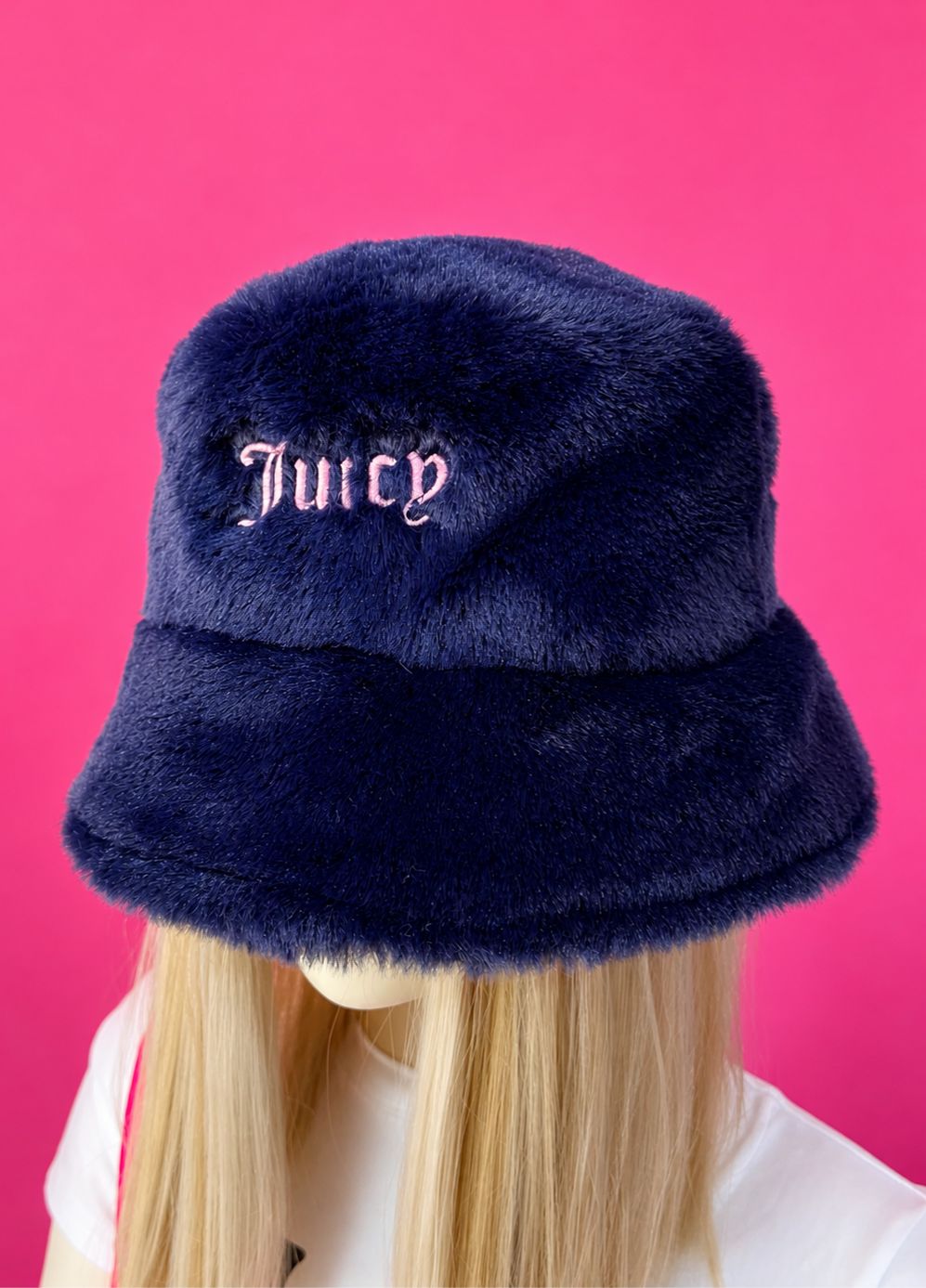 NAVY BLUE JUICY COUTURE BUCKET FLUFFY HAT